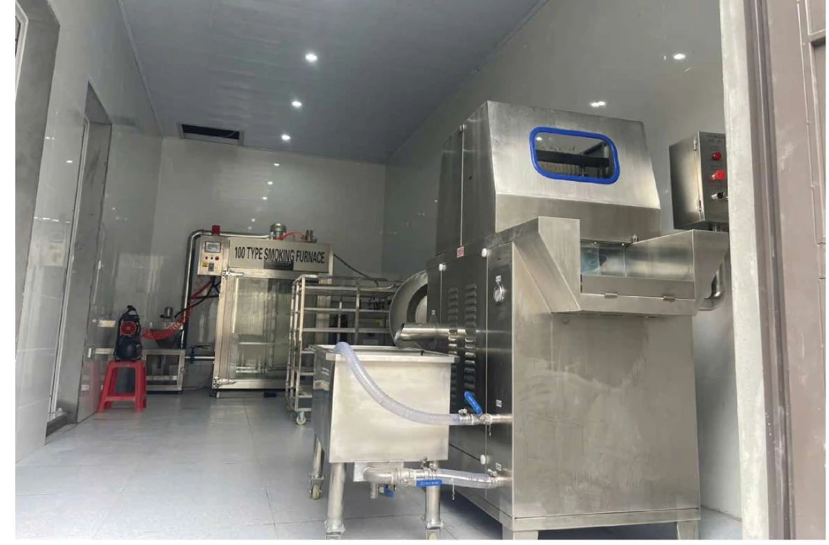 Thiết bị hun khói và khu vực sản xuất trong hồ sơ Minh Nội
